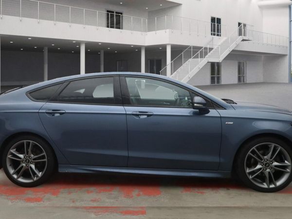Ford Mondeo Hatchback, Diesel, 2019, Blue