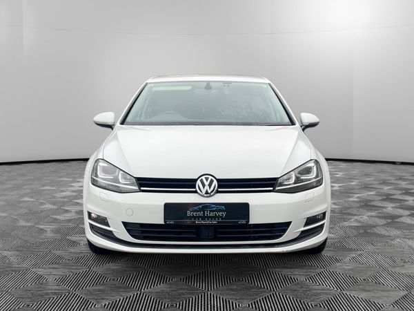 Volkswagen Golf Hatchback, Petrol, 2015, White