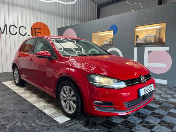 Volkswagen Golf Hatchback, Petrol, 2016, Red