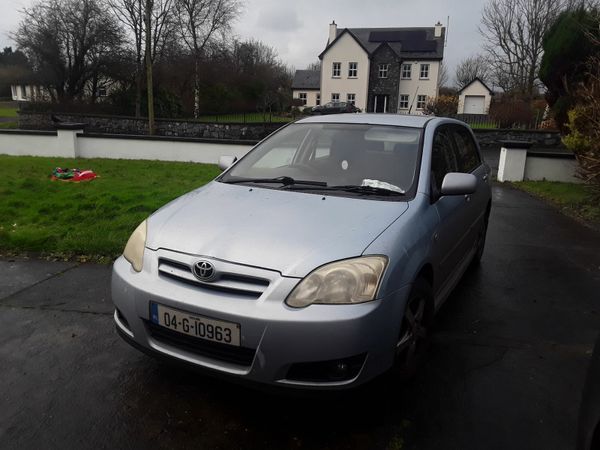 Toyota Corolla Hatchback, Petrol, 2004, Blue