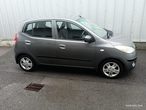 Hyundai i10 Hatchback, Petrol, 2010, Grey