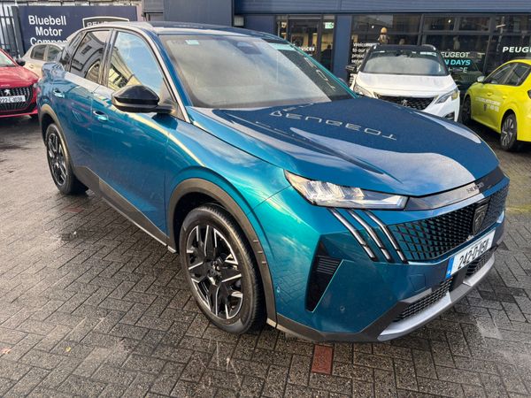 Peugeot 3008 MPV, Petrol Hybrid, 2024, Blue