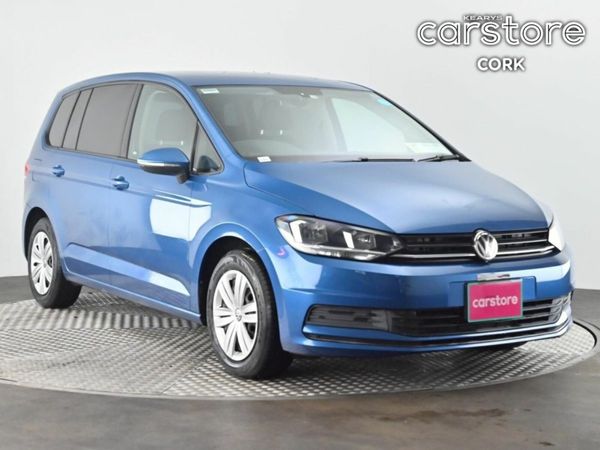 Volkswagen Touran MPV, Petrol, 2017, Blue