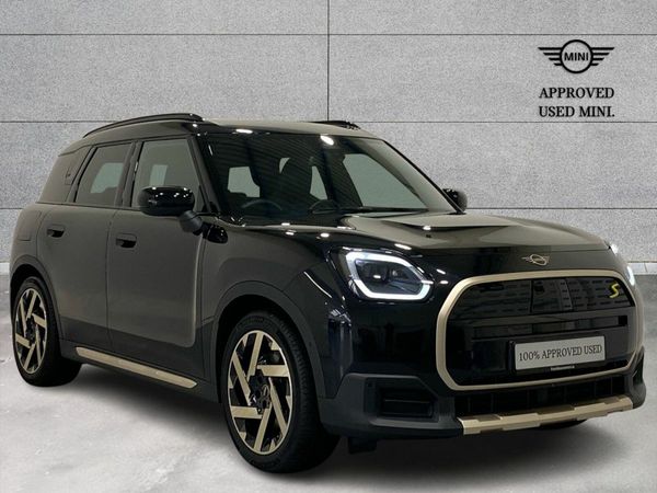 Mini Countryman SUV, Electric, 2024, Black