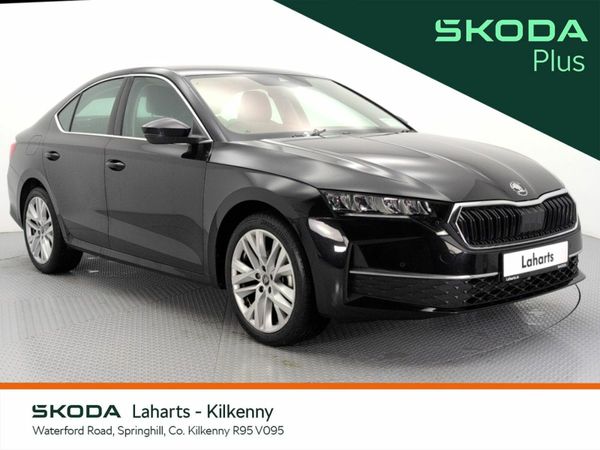 Skoda Octavia Saloon, Diesel, 2025, Black