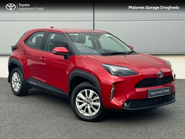 Toyota Yaris Cross Hatchback, Petrol Hybrid, 2022, Red