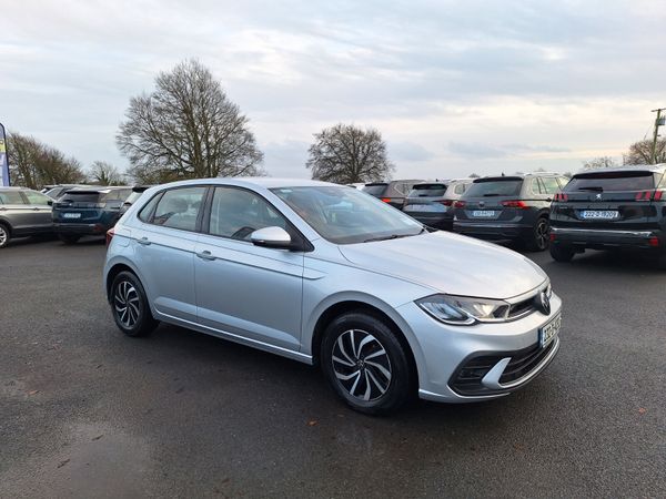 Volkswagen Polo Hatchback, Petrol, 2023, Grey