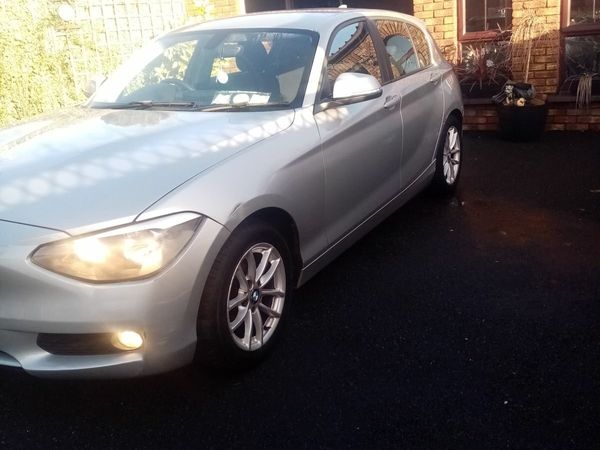 BMW 1-Series Estate, Petrol, 2012, Silver
