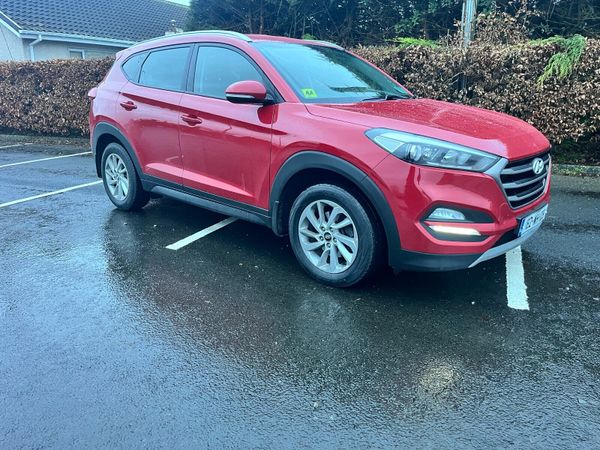 Hyundai Tucson SUV, Diesel, 2018, Red