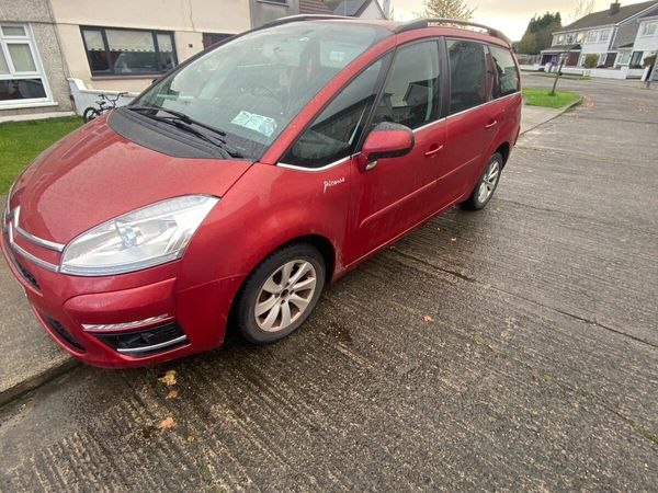 Citroen C4 Picasso MPV, Diesel, 2011, Red