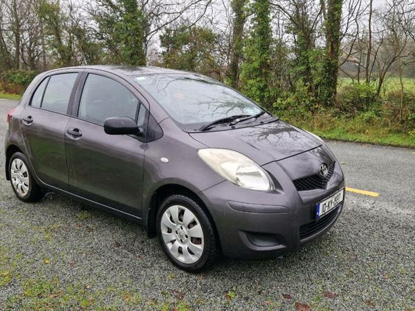 Toyota Yaris Hatchback, Petrol, 2010, Grey