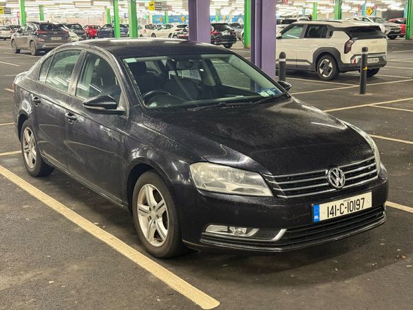 Volkswagen Passat Saloon, Diesel, 2014, Black