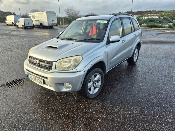 Toyota RAV4 SUV, Diesel, 2004, Silver