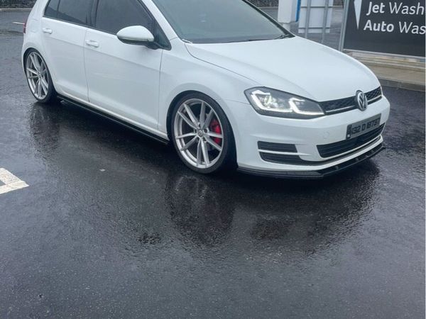 Volkswagen Golf Hatchback, Diesel, 2013, White