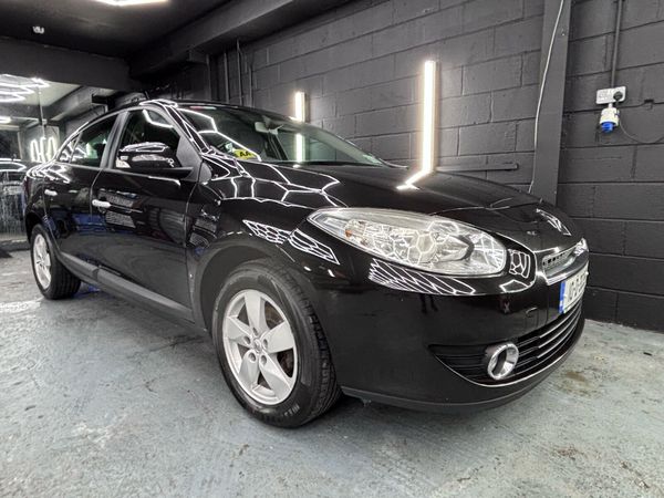 Renault Fluence Saloon, Diesel, 2010, Black