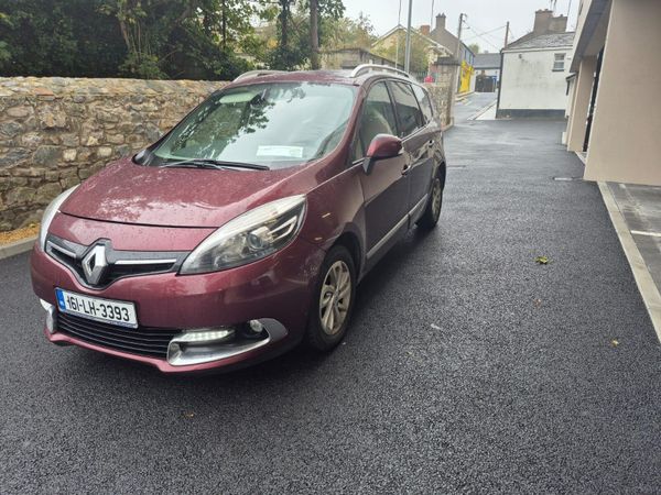 Renault Grand Scenic MPV, Diesel, 2016, Red