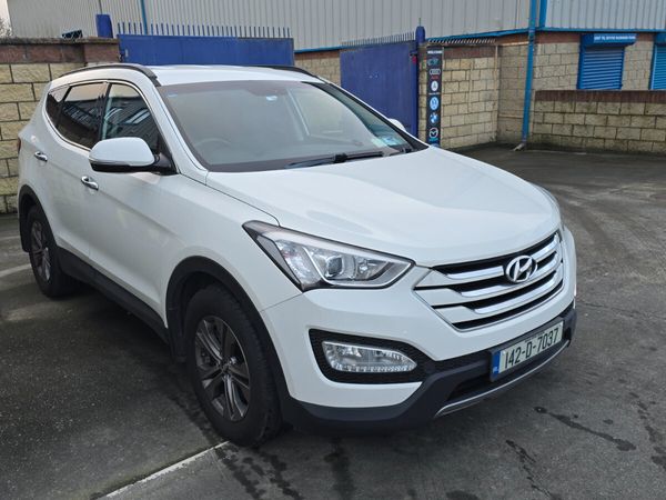 Hyundai Santa Fe SUV, Diesel, 2014, White