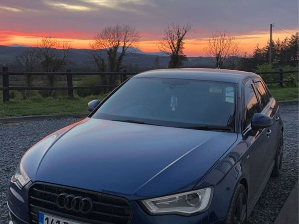 Audi A3 Hatchback, Diesel, 2014, Blue