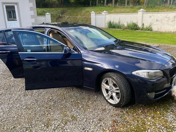 BMW 5-Series Saloon, Diesel, 2011, Blue