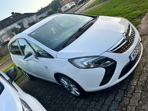 Vauxhall Zafira MPV, Diesel, 2014, White