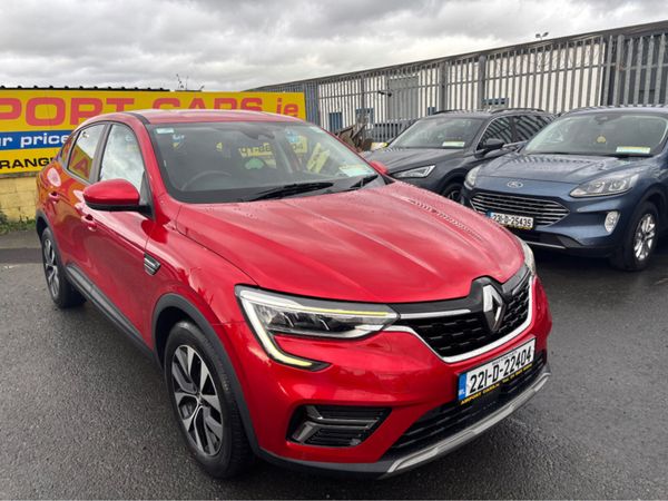 Renault Arkana Hatchback, Petrol, 2022, Red
