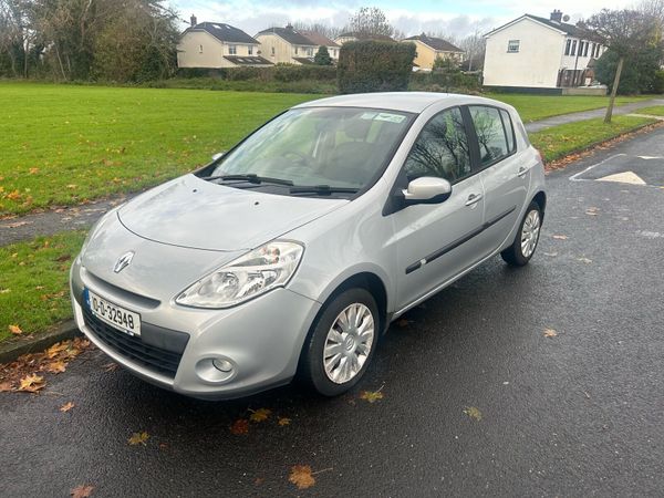 Renault Clio Hatchback, Ethanol Petrol, 2010, Silver