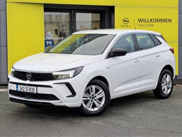 Opel Grandland SUV, Diesel, 2024, White