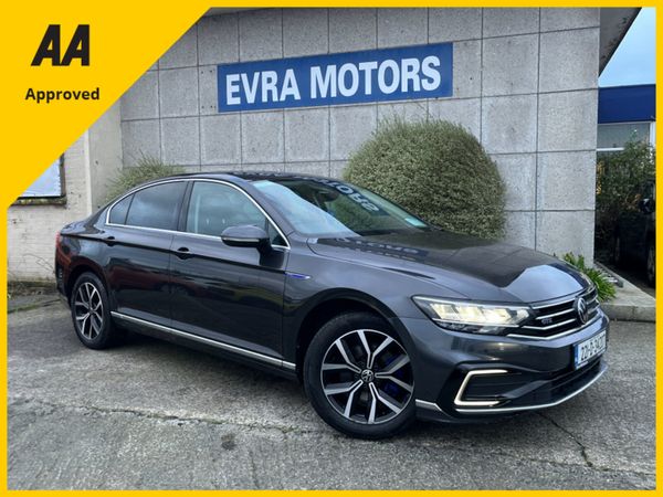 Volkswagen Passat Saloon, Petrol Plug-in Hybrid, 2022, Grey