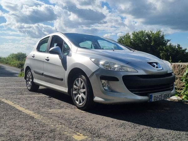 Peugeot 308 Hatchback, Diesel, 2009, Silver