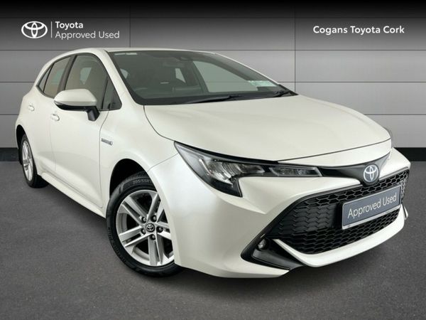 Toyota Corolla Hatchback, Petrol Hybrid, 2020, White