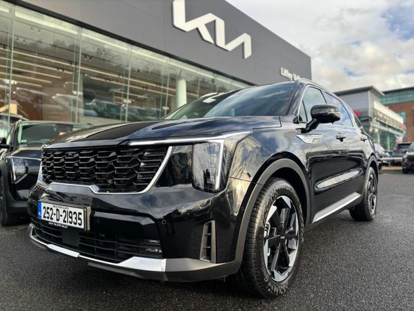 Kia Sorento SUV, Petrol Plug-in Hybrid, 2025, Black