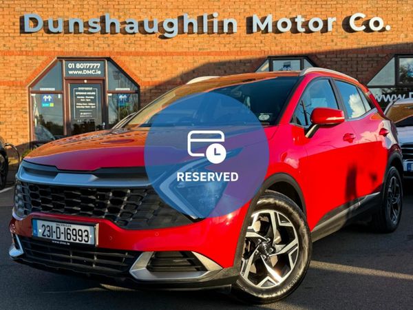 Kia Sportage MPV, Diesel Hybrid, 2023, Red