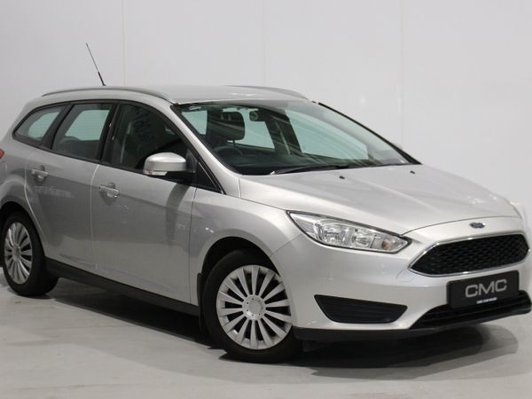Ford Focus Hatchback, Petrol, 2017, White