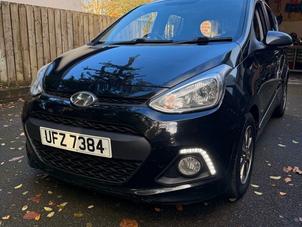 Hyundai i10 Hatchback, Petrol, 2014, Black