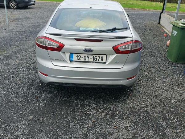 Ford Mondeo Hatchback, Diesel, 2012, Silver