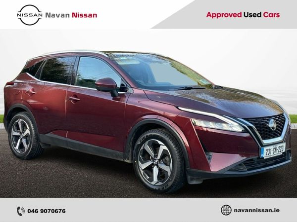 Nissan Qashqai MPV, Petrol, 2023, Red