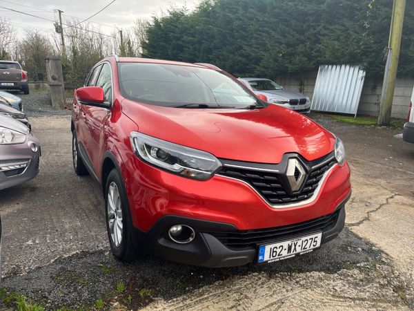 Renault Kadjar SUV, Diesel, 2016, Red