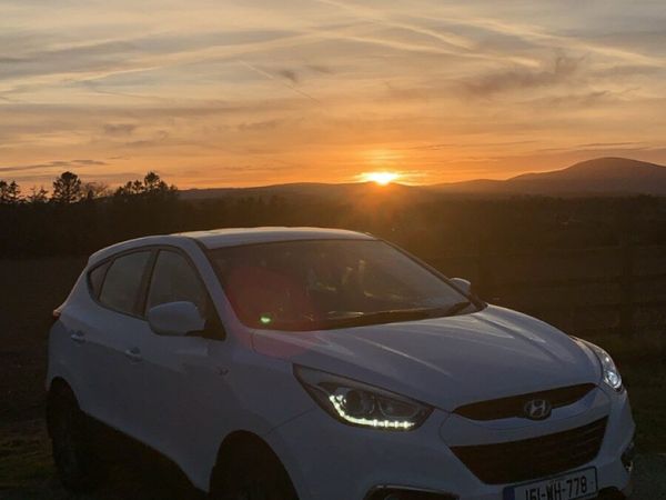 Hyundai ix35 SUV, Diesel, 2015, White