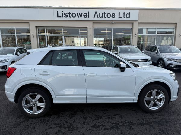 Audi Q2 Hatchback, Petrol, 2018, White