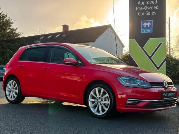 Volkswagen Golf Hatchback, Petrol, 2019, Red