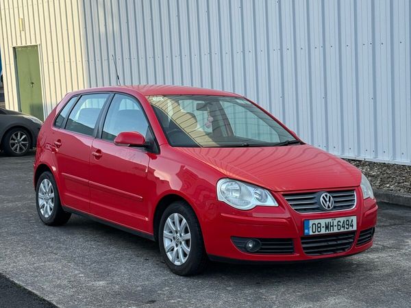 Volkswagen Polo Hatchback, Petrol, 2008, Red