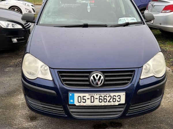 Volkswagen Polo Hatchback, Petrol, 2005, Blue