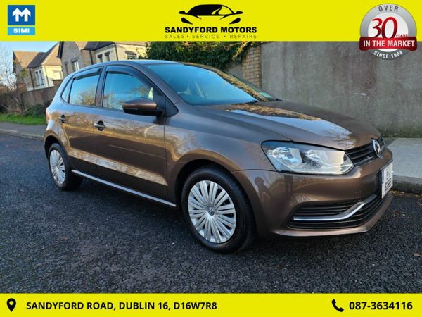 Volkswagen Polo Hatchback, Petrol, 2015, Brown