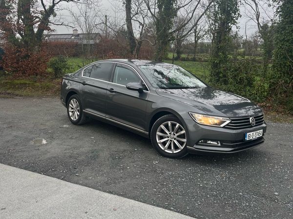 Volkswagen Passat Saloon, Diesel, 2016, Grey