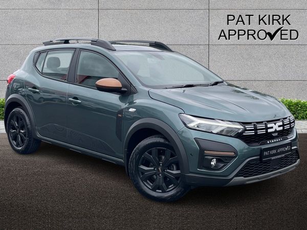 Dacia Sandero Stepway Hatchback, Petrol, 2024, Green