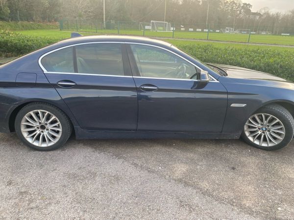 BMW 5-Series Saloon, Diesel, 2014, Blue