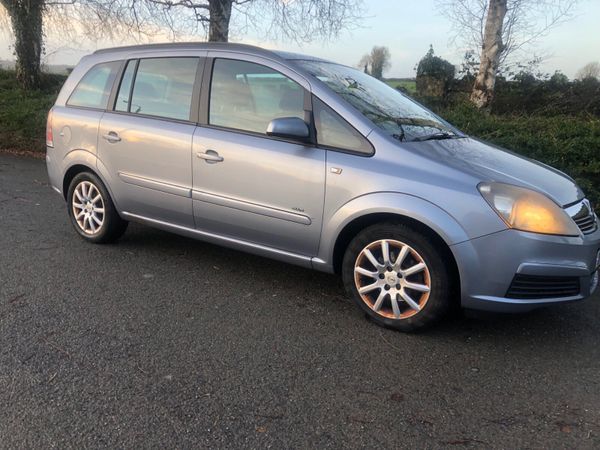 Opel Zafira MPV, Petrol, 2007, Silver