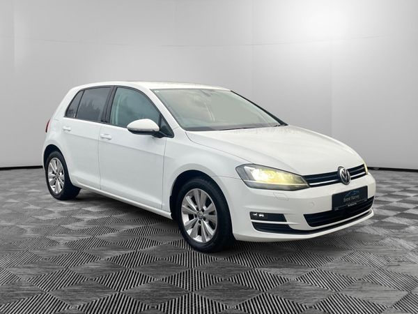 Volkswagen Golf Hatchback, Petrol, 2015, White
