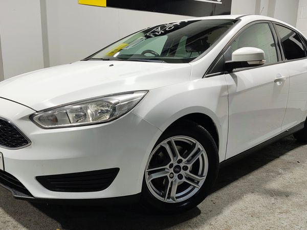 Ford Focus Saloon, Diesel, 2016, White