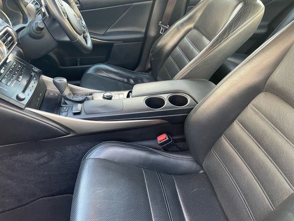 Lexus IS Saloon, Petrol Hybrid, 2014, Silver